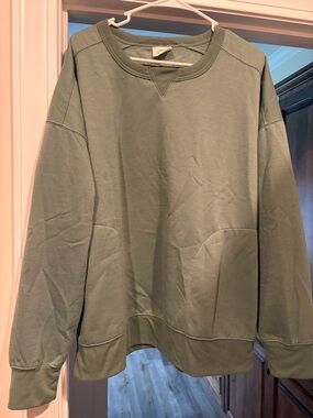 Unbranded Sage Crewneck Sweatshirt - Relaxed Fit